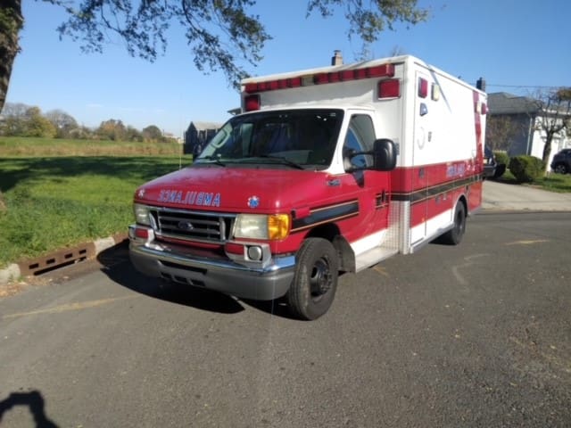 2005 Ford Type 3 Lifeline Ambulance #0530476