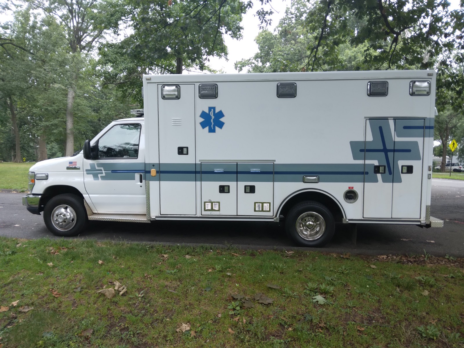 2013 Ford E450 Type 3 Road Rescue Ambulance 5